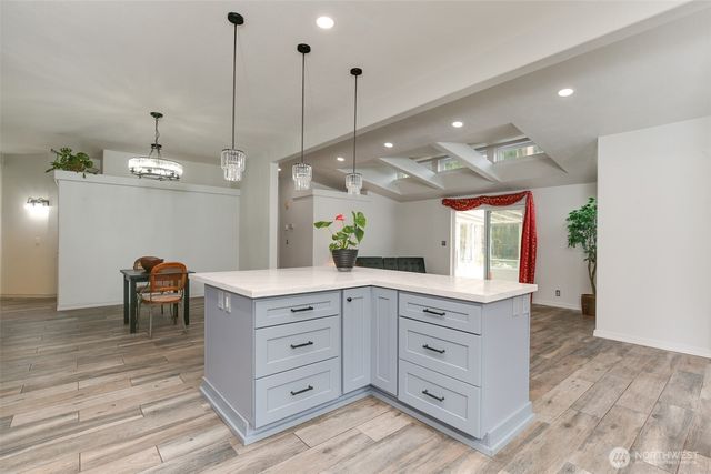 2306 Wellman Place, Oak Harbor, WA 98277