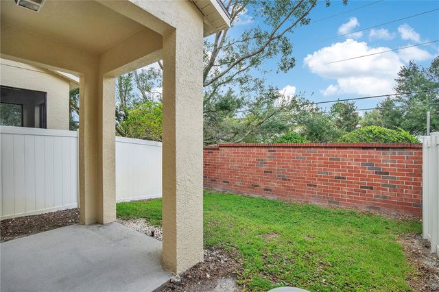 196 WINDFLOWER WAY, Oviedo, FL 32765