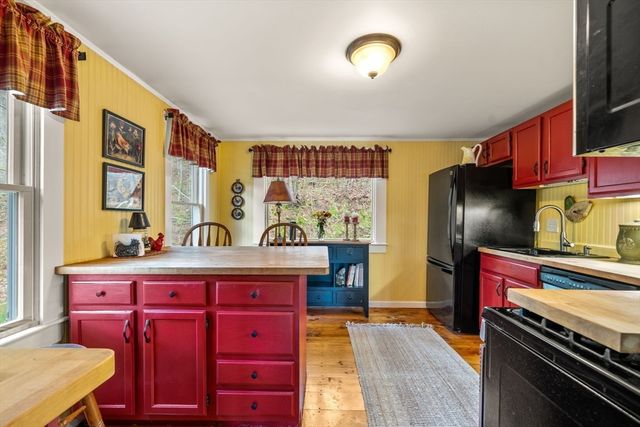 78 Indian Pond Road, Kingston, MA 02364