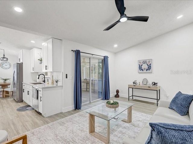 6505 64TH LANE E, Palmetto, FL 34221