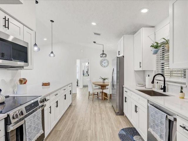 6505 64TH LANE E, Palmetto, FL 34221