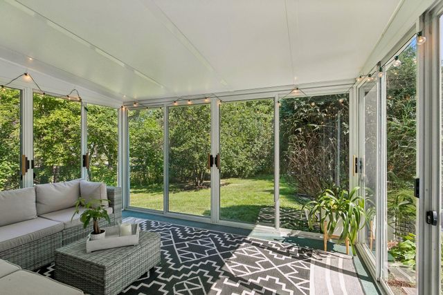 4147 Hull Road, Minnetonka, MN 55305