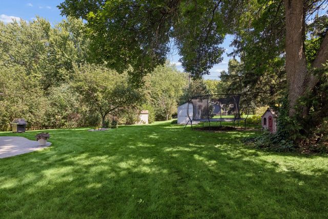 4147 Hull Road, Minnetonka, MN 55305