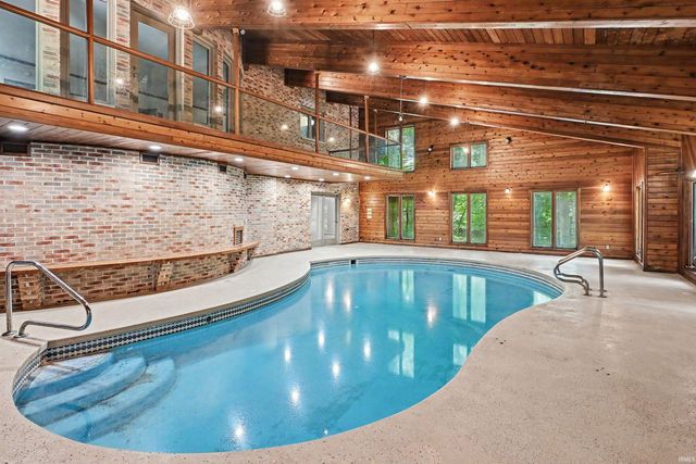 51125 Midlothian Court, Granger, IN 46530