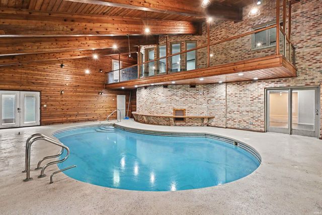 51125 Midlothian Court, Granger, IN 46530