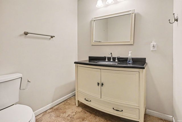51125 Midlothian Court, Granger, IN 46530