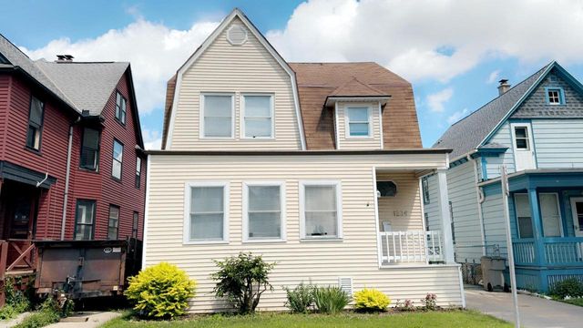 1236 N 43rd STREET, Milwaukee, WI 53208