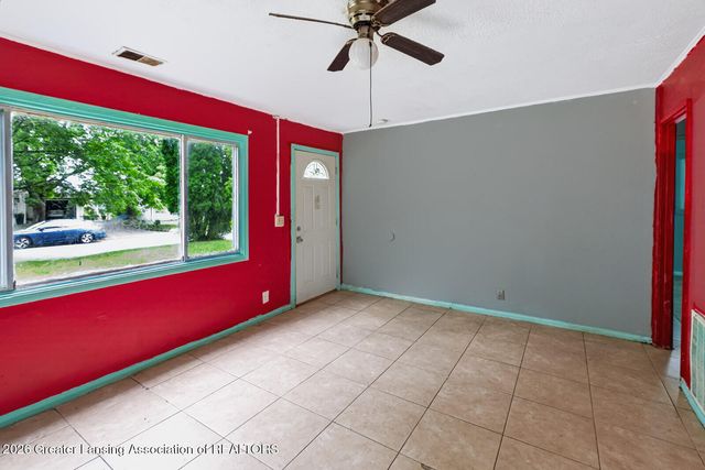 1223 Warwick Drive, Lansing, MI 48910