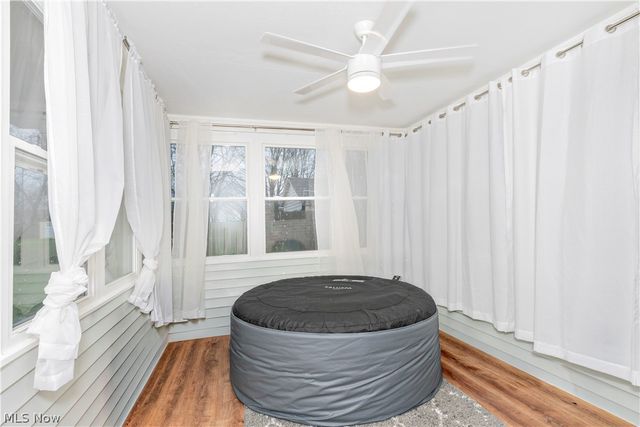 1608 Sunview Road, Lyndhurst, OH 44124