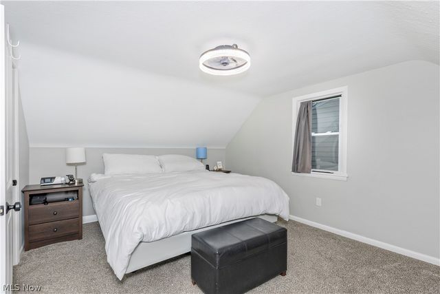 1608 Sunview Road, Lyndhurst, OH 44124