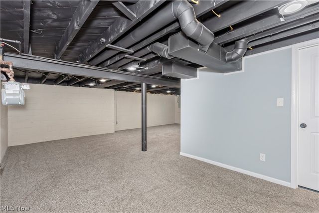 1608 Sunview Road, Lyndhurst, OH 44124