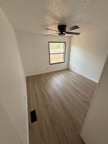 4710 Llano Street, Granbury, TX 76048