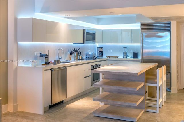 102 24th Street 1110, Miami Beach, FL 33139