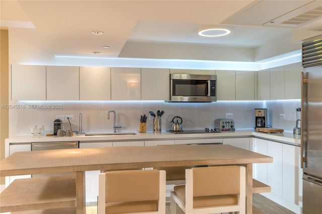 102 24th Street 1110, Miami Beach, FL 33139