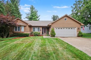 1954 Glenvale Drive, Wyoming, MI 49519