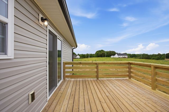 193 Rigling Rd, Loretto, TN 38469