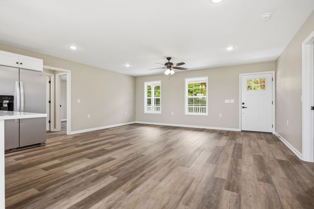 193 Rigling Rd, Loretto, TN 38469