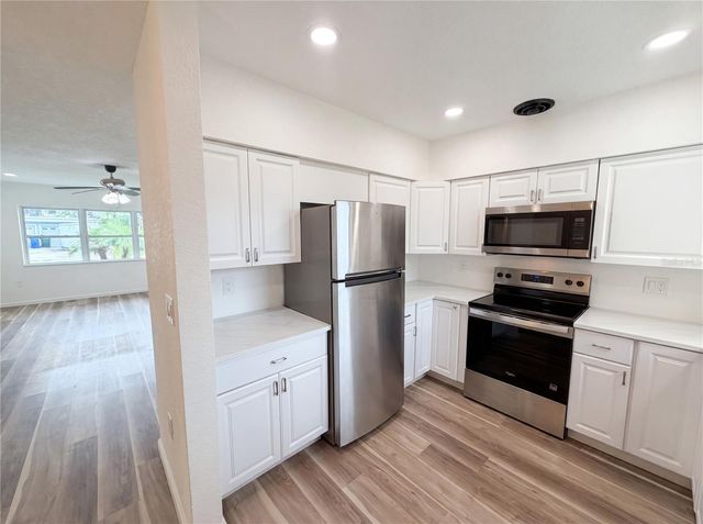 567 BAYWOOD DRIVE N, Dunedin, FL 34698