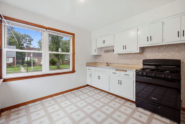 12212 S Morgan Street, Chicago, IL 60643