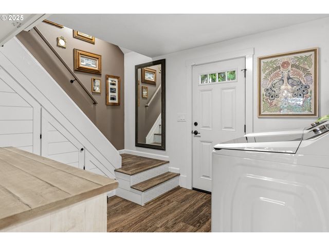 17006 Ne 182ND Ave, Brush Prairie, WA 98606