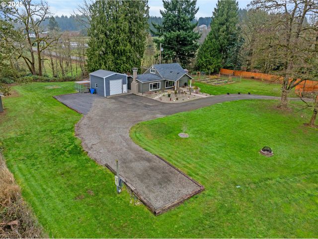 17006 Ne 182ND Ave, Brush Prairie, WA 98606