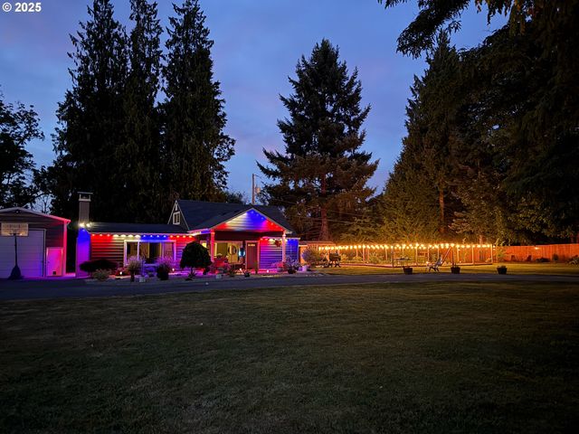 17006 Ne 182ND Ave, Brush Prairie, WA 98606