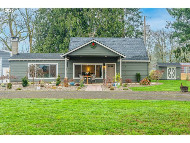 17006 Ne 182ND Ave, Brush Prairie, WA 98606