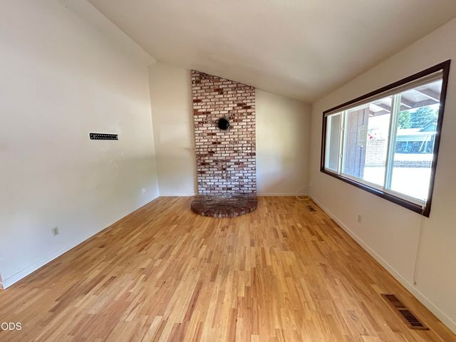 144 Belindy Circle, Grants Pass, OR 97527