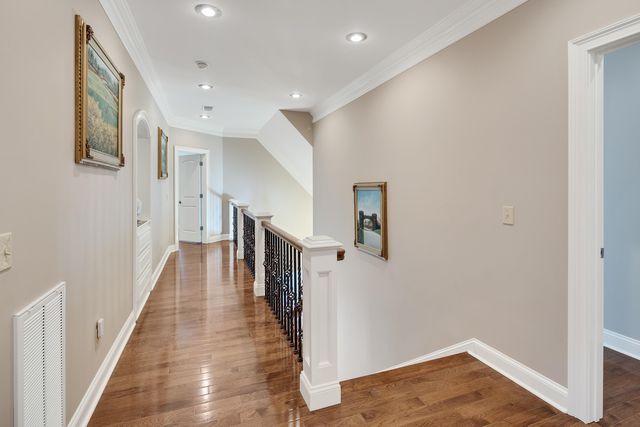 115 MEADOWBROOK DR, Bolivar, TN 38008