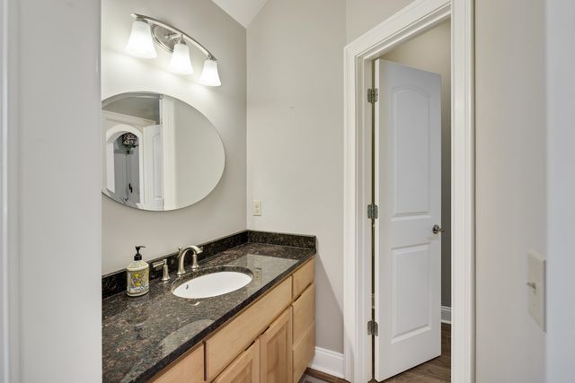 115 MEADOWBROOK DR, Bolivar, TN 38008