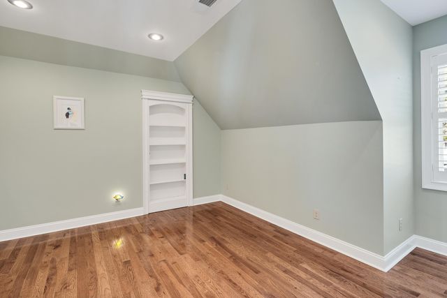 115 MEADOWBROOK DR, Bolivar, TN 38008