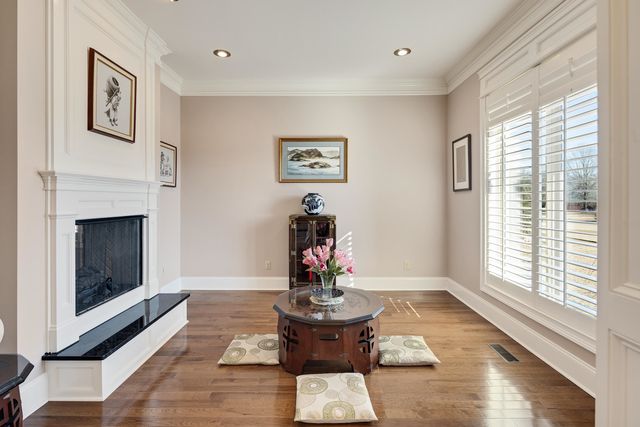 115 MEADOWBROOK DR, Bolivar, TN 38008