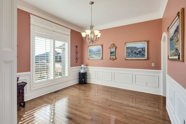 115 MEADOWBROOK DR, Bolivar, TN 38008