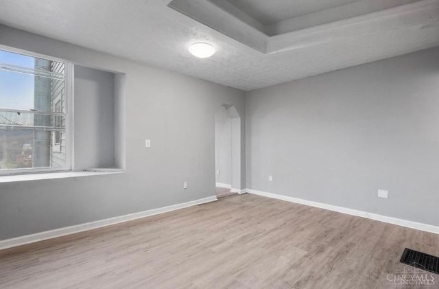 1637 Waverly Avenue, Cincinnati, OH 45214