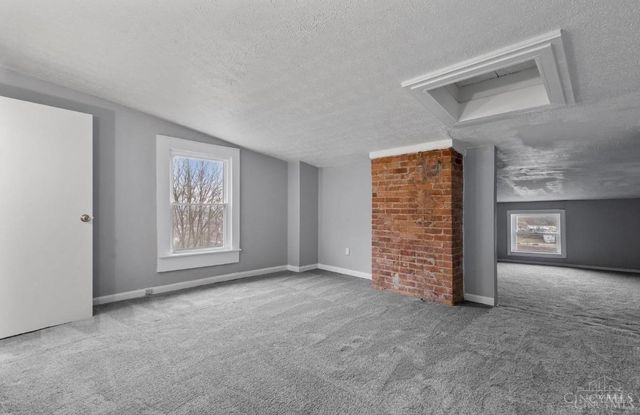 1637 Waverly Avenue, Cincinnati, OH 45214