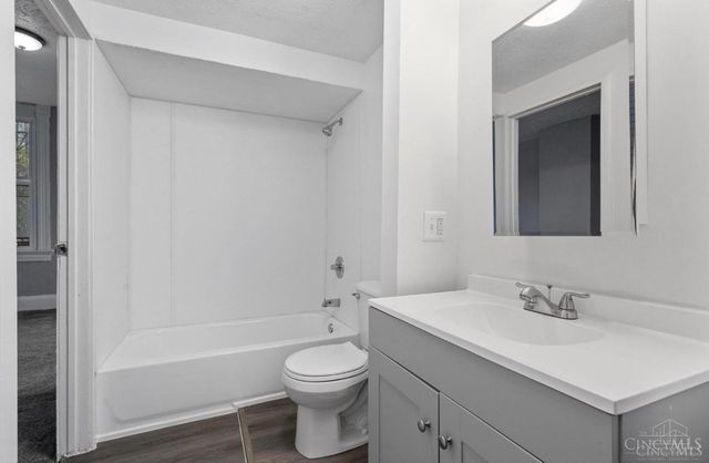 1637 Waverly Avenue, Cincinnati, OH 45214