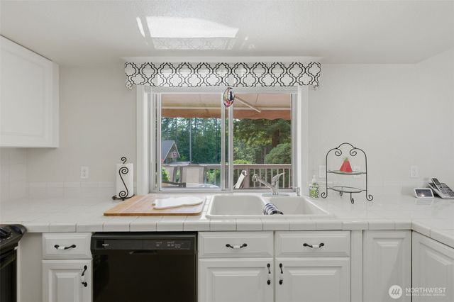 4211 54th Street Ct NW, Gig Harbor, WA 98335