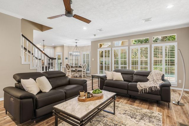 34 Smokestone Drive, The Woodlands, TX 77381