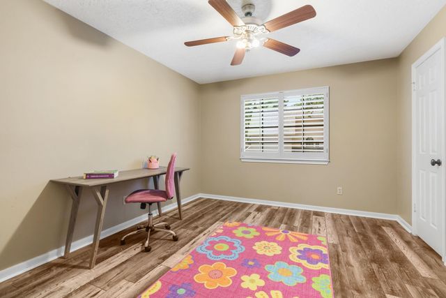 34 Smokestone Drive, The Woodlands, TX 77381