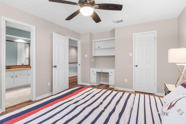 34 Smokestone Drive, The Woodlands, TX 77381