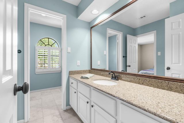 34 Smokestone Drive, The Woodlands, TX 77381