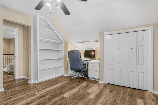 34 Smokestone Drive, The Woodlands, TX 77381