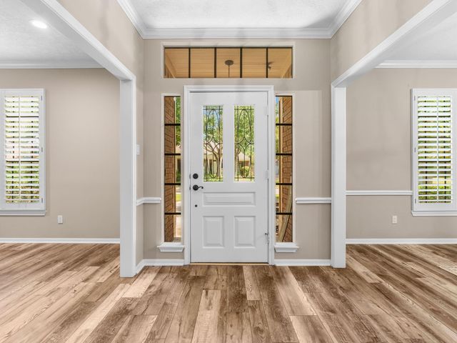 34 Smokestone Drive, The Woodlands, TX 77381