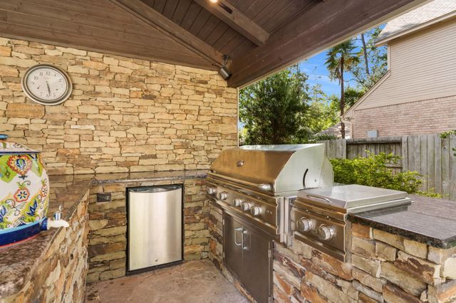 34 Smokestone Drive, The Woodlands, TX 77381