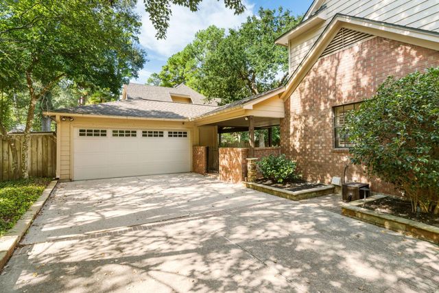 34 Smokestone Drive, The Woodlands, TX 77381