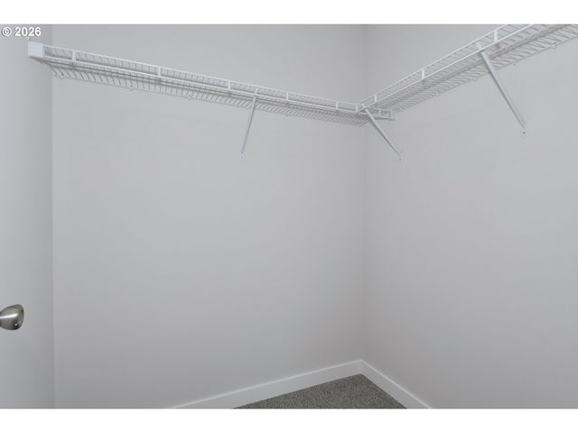 1191 PARKSIDE Ave, Woodburn, OR 97071