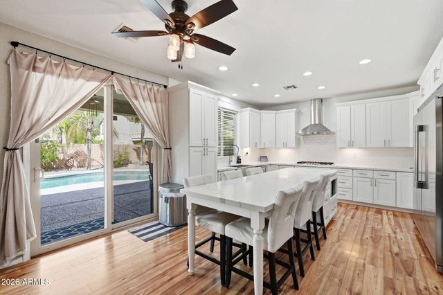 10844 E REESE Avenue, Mesa, AZ 85212