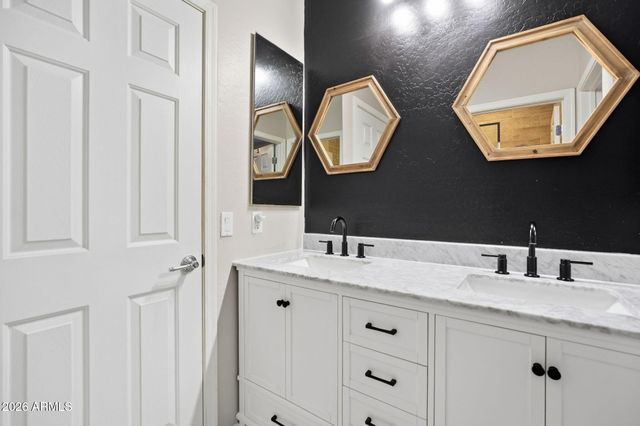 10844 E REESE Avenue, Mesa, AZ 85212