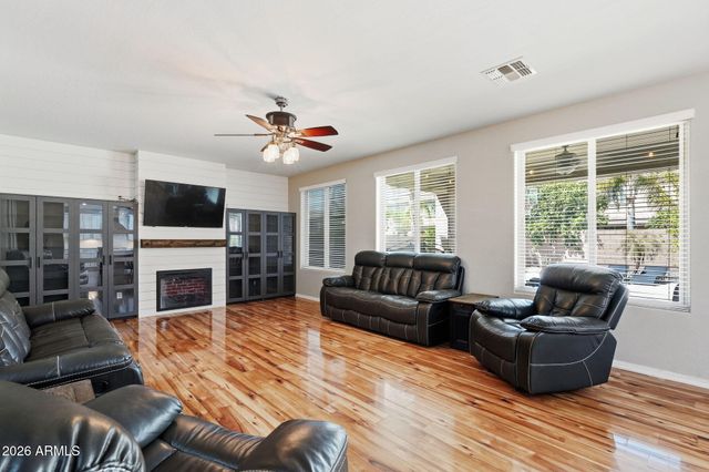 10844 E REESE Avenue, Mesa, AZ 85212
