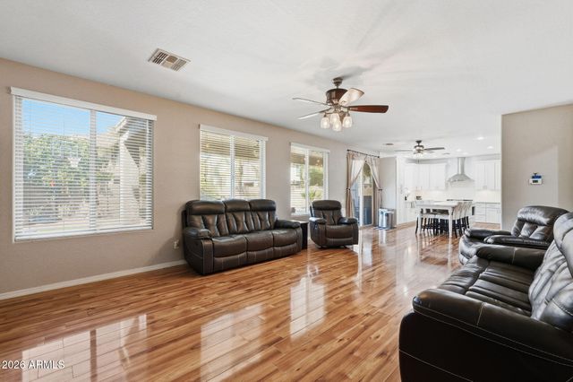10844 E REESE Avenue, Mesa, AZ 85212